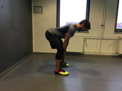 kettlebell-deadlift_01